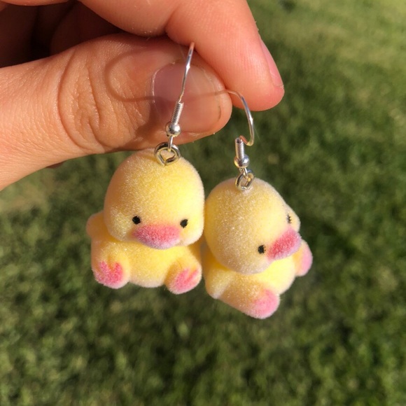the CUTEST chick earrings - Picture 3 of 4